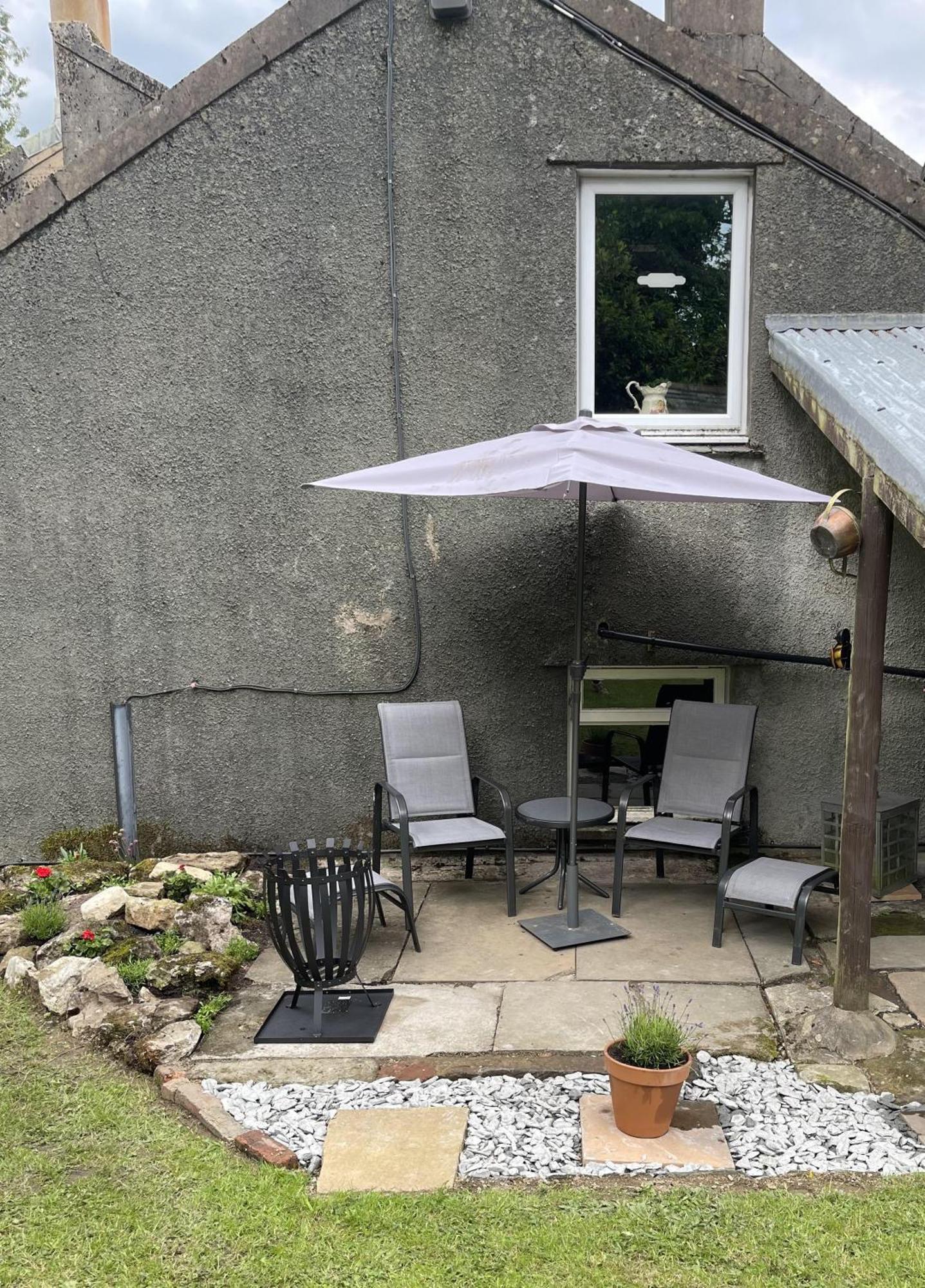 Stunning 2-Bedroomed Cottage コッカーマス エクステリア 写真